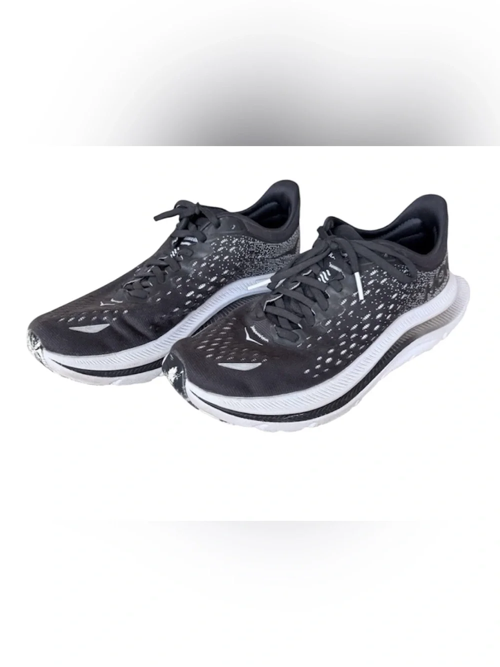 Hoka One Kawana women’s 8 lace up black & white running shoes